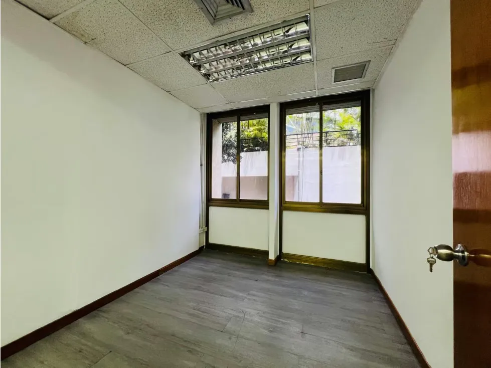 Se alquila Oficina 120m² Chuao - 4