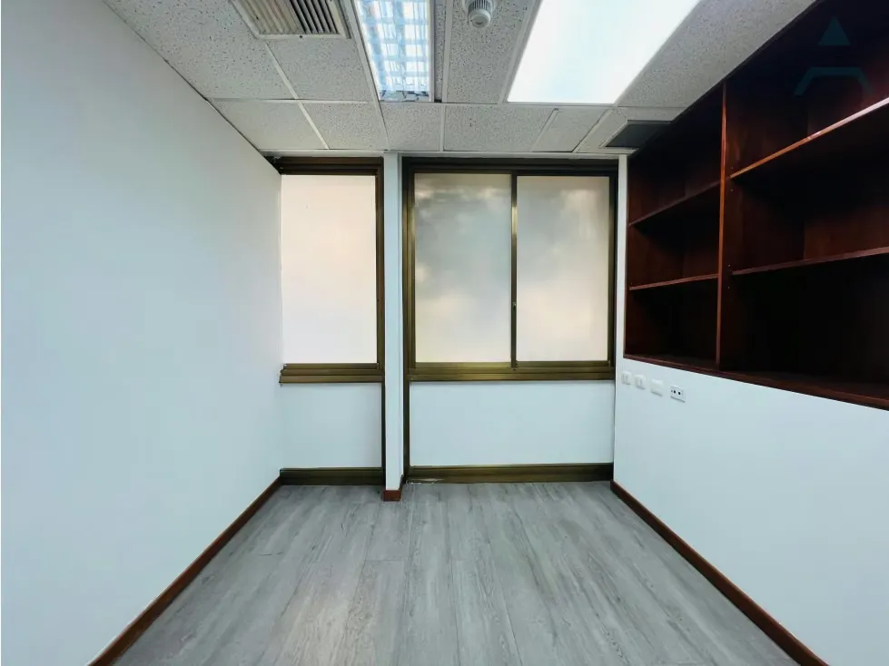 Se alquila Oficina 120m² Chuao - 5