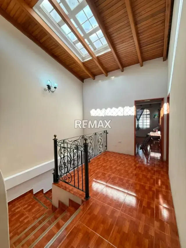 En venta Amplia Casa de 2 Niveles en Conjunto Residencial El Trigal, La Guayana - 17