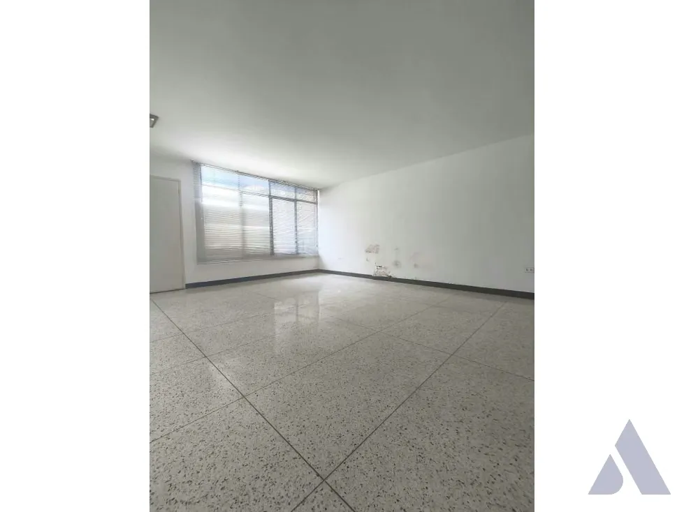 Vendo casa duplex original 245m2 La California Sur 4110 - 31