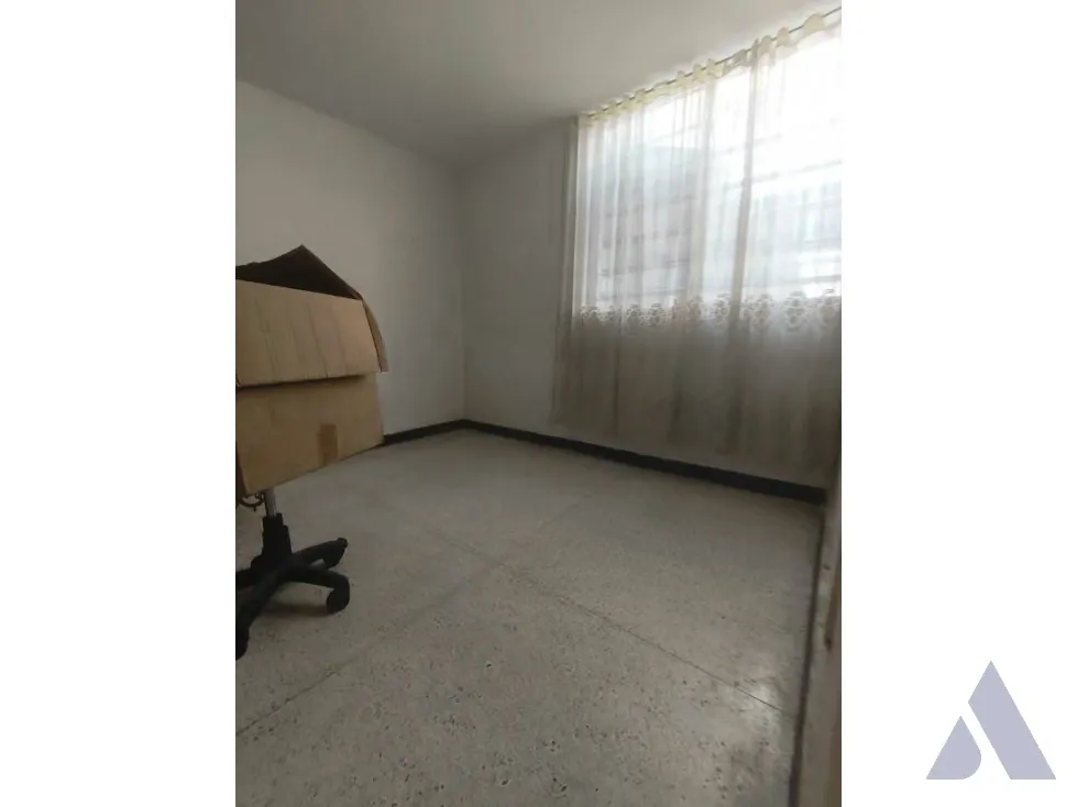 Vendo casa duplex original 245m2 La California Sur 4110 - 33