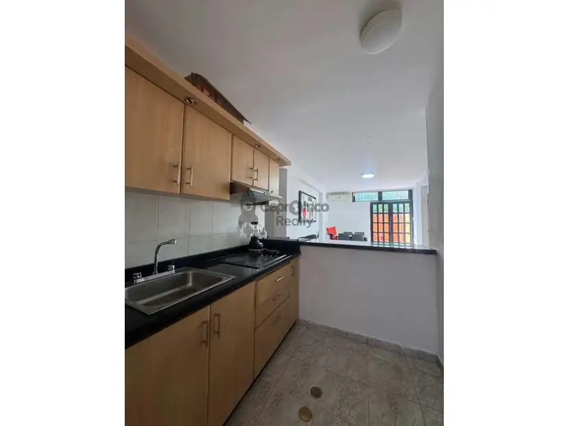 Apartamento en venta PB Ciudad Alianza Res Las Trinitarias