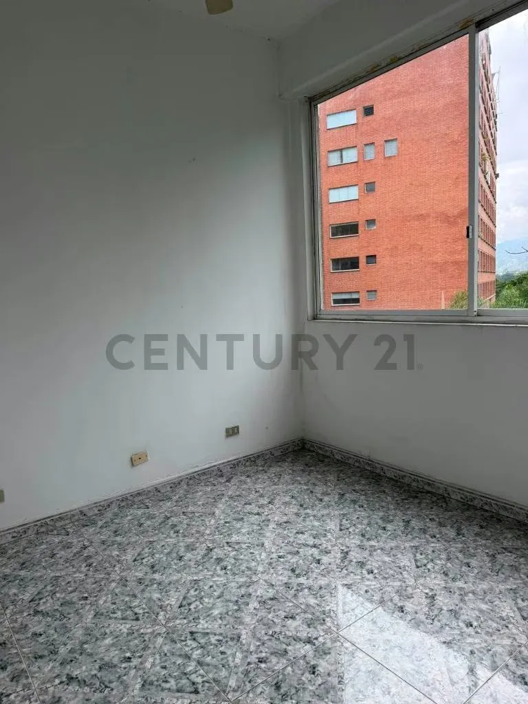 ESPECTACULAR PENTHOUSE DÚPLEX CON ANEXO INDEPENDIENTE EN URB. MIRANDA - 15