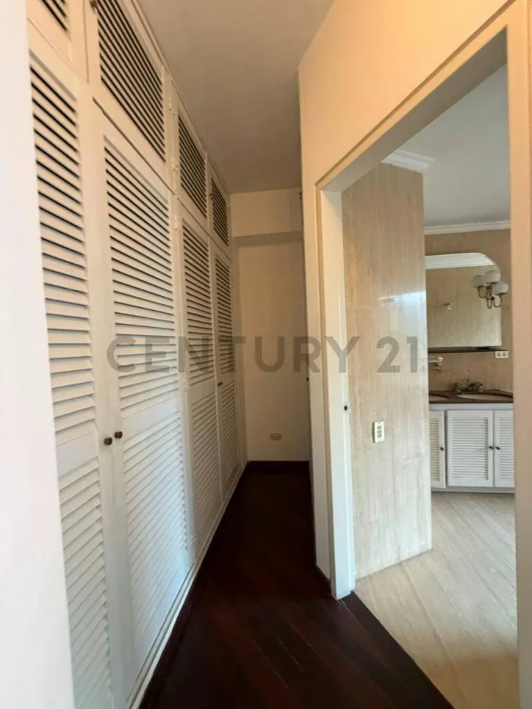 ESPECTACULAR PENTHOUSE DÚPLEX CON ANEXO INDEPENDIENTE EN URB. MIRANDA - 19