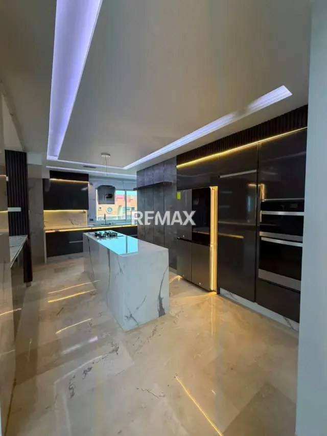 Apartamento en venta Edif. Vista azul Sector Valle Frío - 11