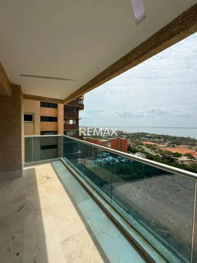 Apartamento en venta Edif. Vista azul Sector Valle Frío - 17
