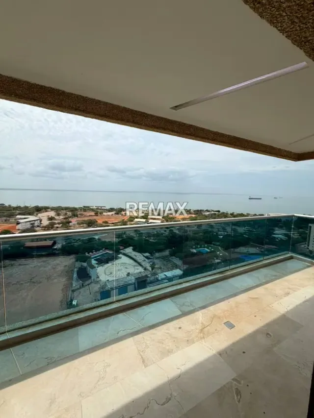 Apartamento en venta Edif. Vista azul Sector Valle Frío - 18