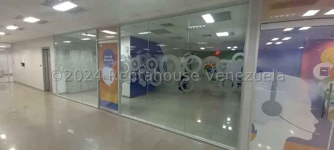 Local Comercial en Venta en Parroquia La Candelaria, Distrito Metropolitano - 2