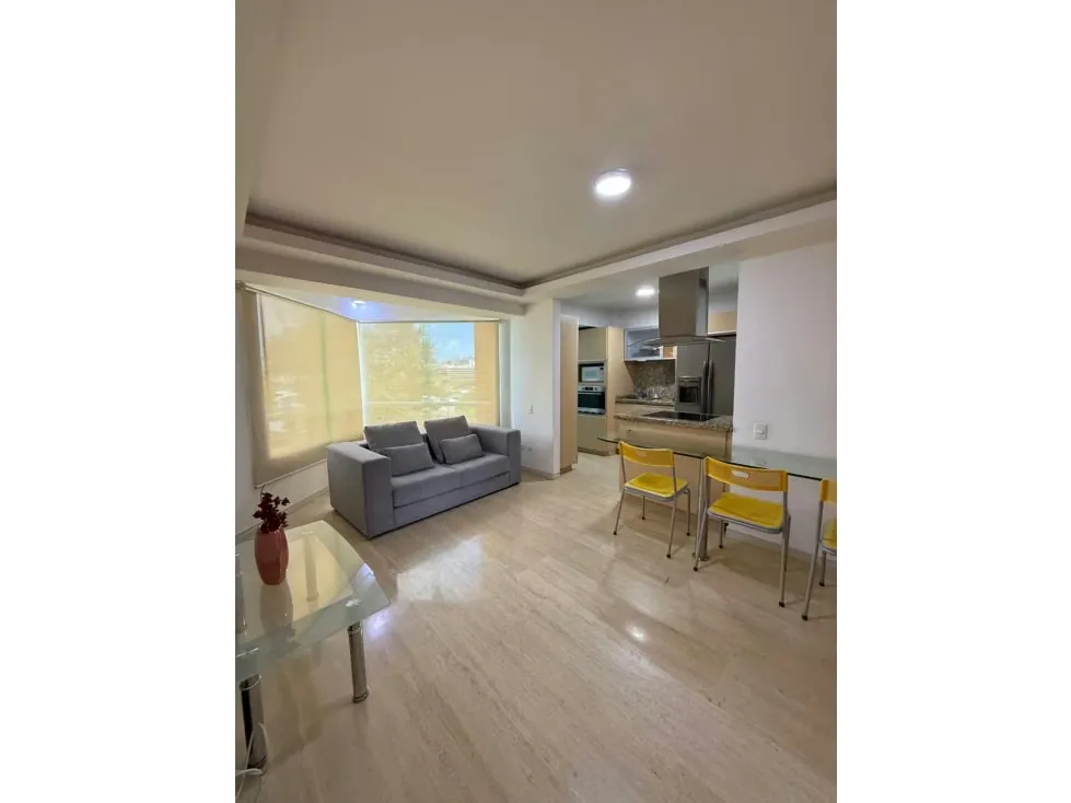 Se alquila apartamento en El Rosal