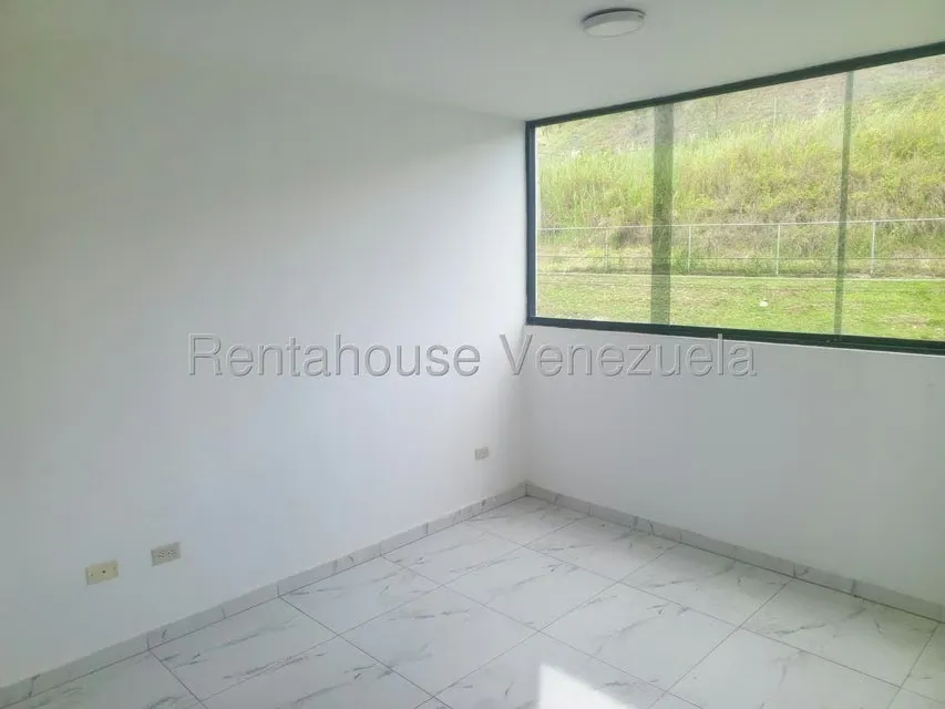 Apartamento (1 Nivel) en Venta en El Solar de la Quinta, Miranda - 6