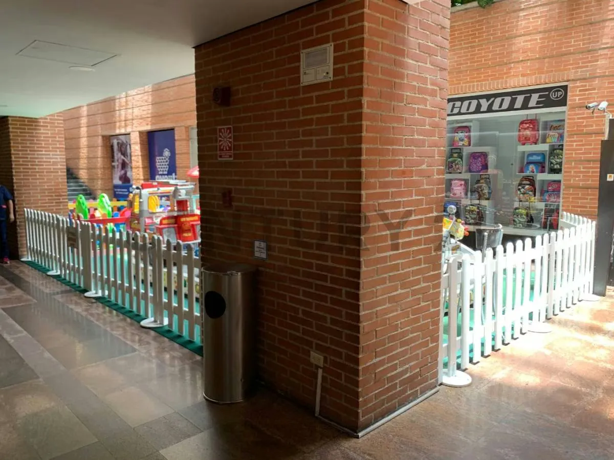 Venta de Local en Plaza Las Americas - 10