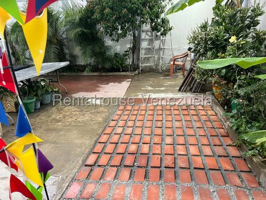 Casa (1 Nivel) en Venta en San Bernardino, Distrito Metropolitano - 27