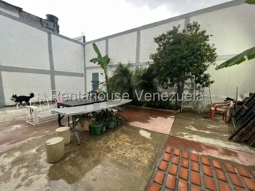 Casa (1 Nivel) en Venta en San Bernardino, Distrito Metropolitano - 30