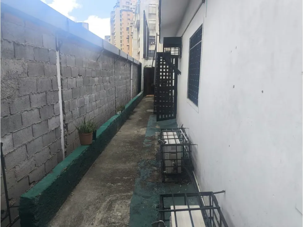 San Bernardino Av Panteón VENDO casa comercial 700m2 (mogo) - 20