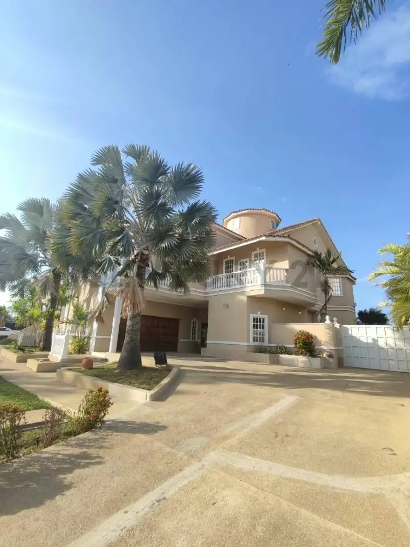 casa en la urbanización las villas