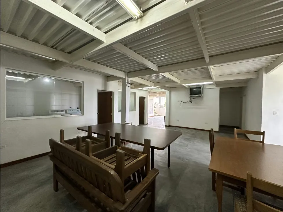 Vendo edificio residencial 750m2 Oripoto 0784 - 11