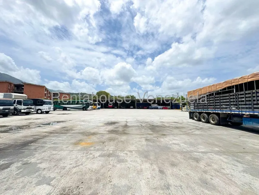 Terreno (Industrial) en Venta en Valle Arriba, Miranda - 3