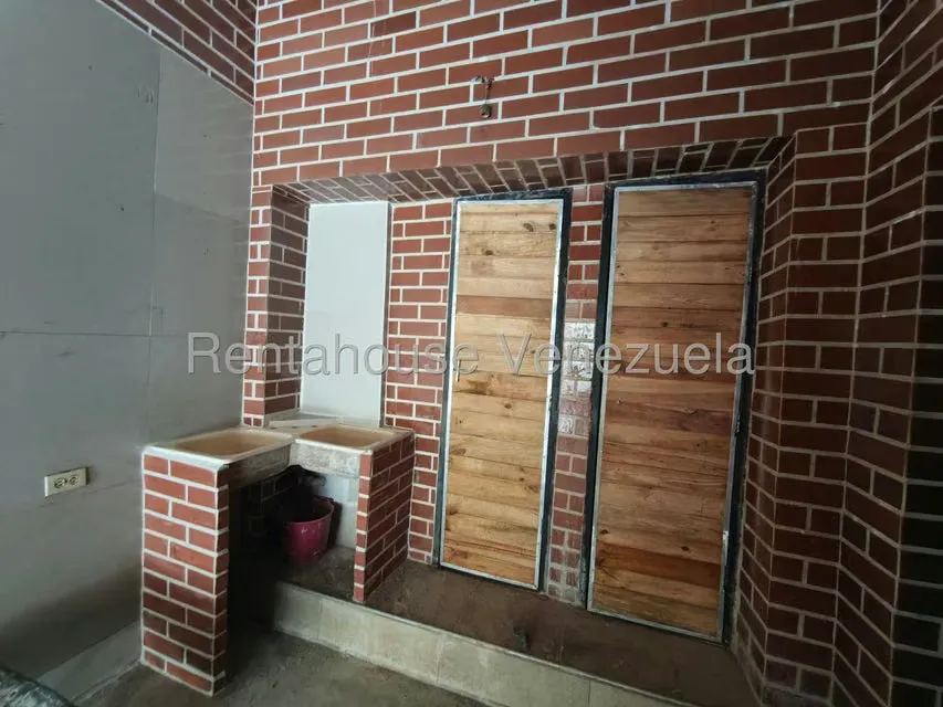 Local Comercial en Alquiler en Centro, Aragua - 6