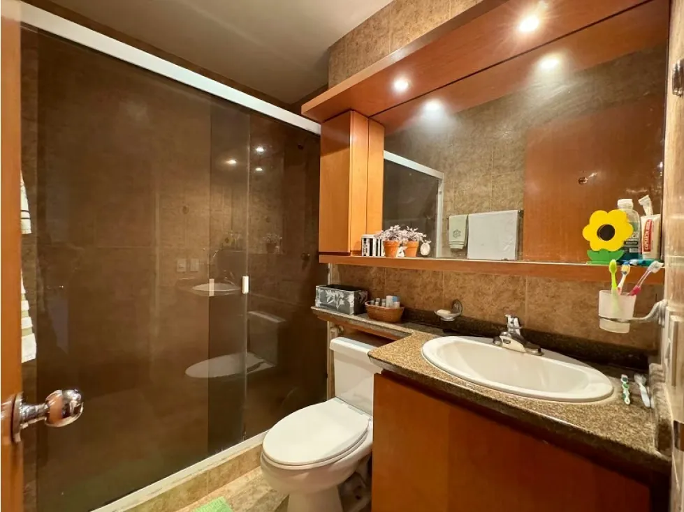 Venta PH La Tahona 3 niveles 574 m2 aprox. 6H, 8B, 5E, 1M. Pozo Agua - 24