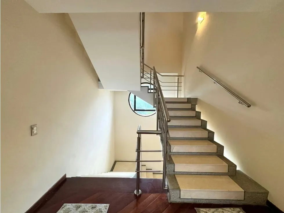 Venta PH La Tahona 3 niveles 574 m2 aprox. 6H, 8B, 5E, 1M. Pozo Agua - 25