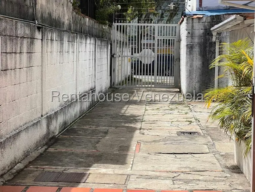 Local Comercial en Venta en Avenida Gonzalo Picon Salas, Merida - 2