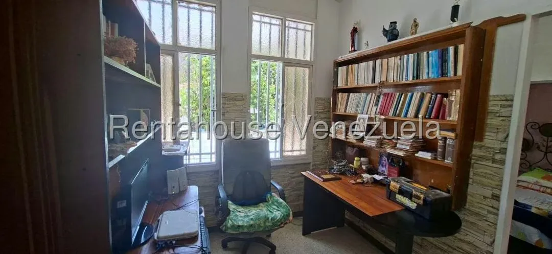 Local Comercial en Venta en Avenida Gonzalo Picon Salas, Merida - 28