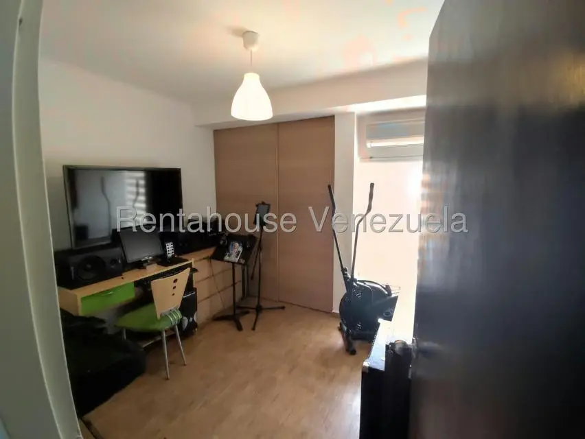 Apartamento (1 Nivel) en Venta en El Rincon, Carabobo - 12
