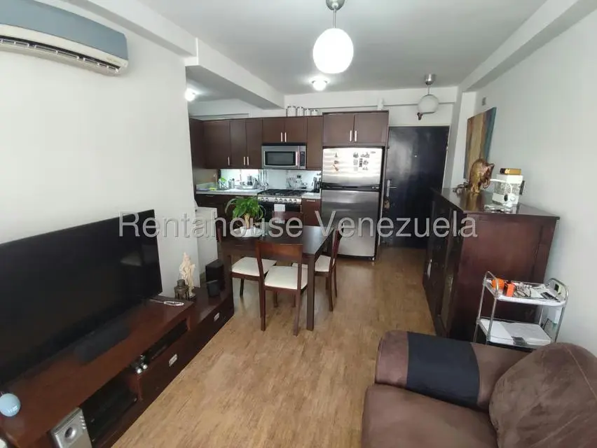 Apartamento (1 Nivel) en Venta en El Rincon, Carabobo - 2