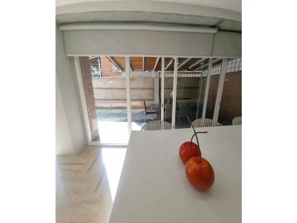 Alquilo PB c/terraza 165m2 La Castellana 0622 - 13