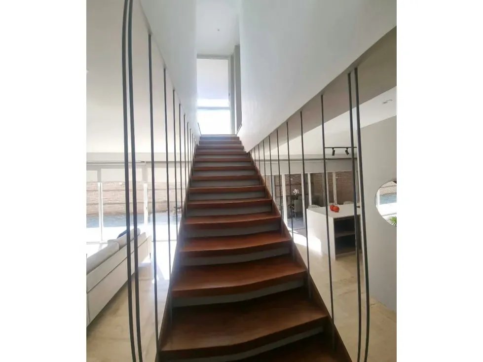 Alquilo PB c/terraza 165m2 La Castellana 0622 - 8
