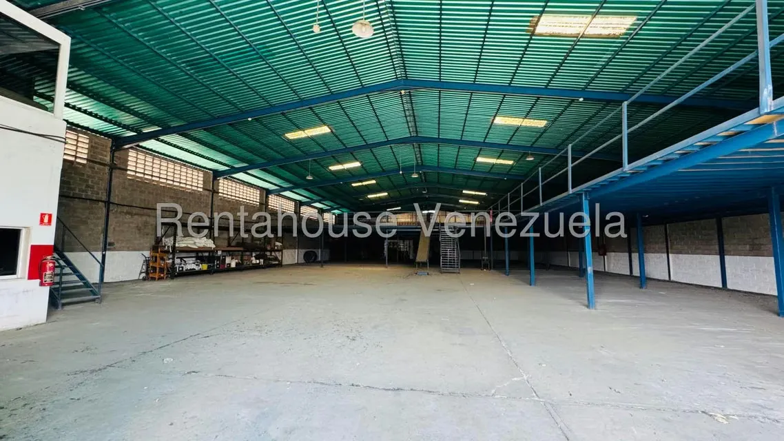 Local Comercial en Alquiler en Zona Industrial San Vicente, Aragua - 2