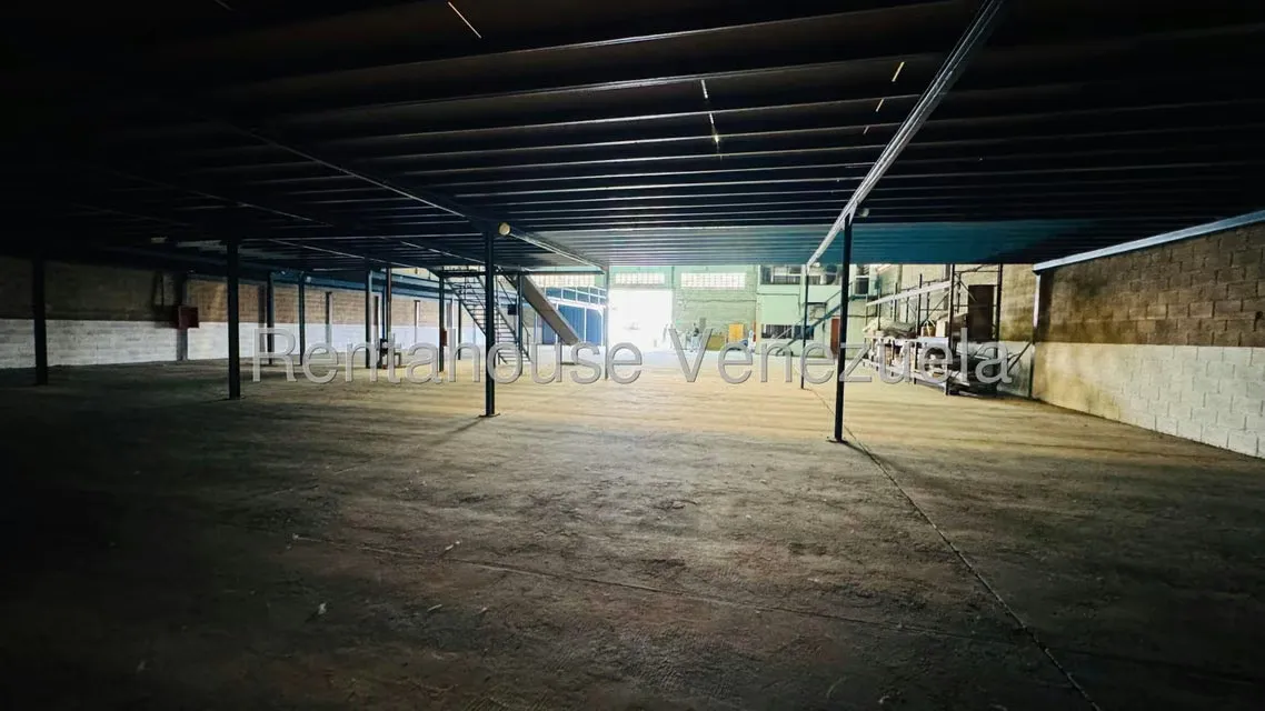 Local Comercial en Alquiler en Zona Industrial San Vicente, Aragua - 24