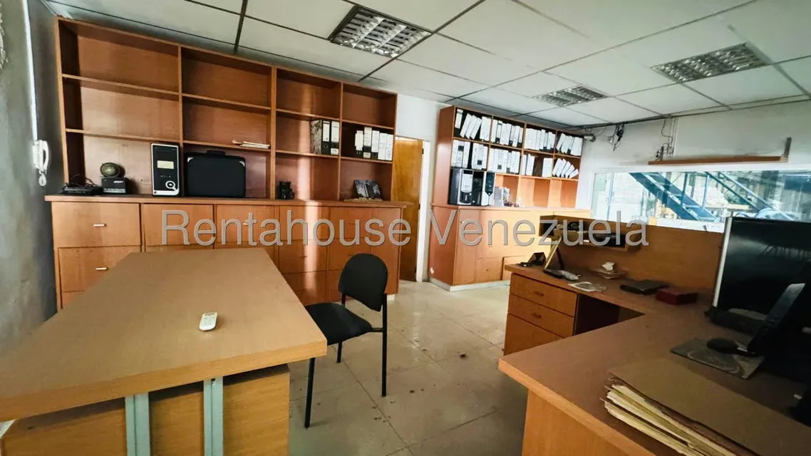 Local Comercial en Alquiler en Zona Industrial San Vicente, Aragua - 27