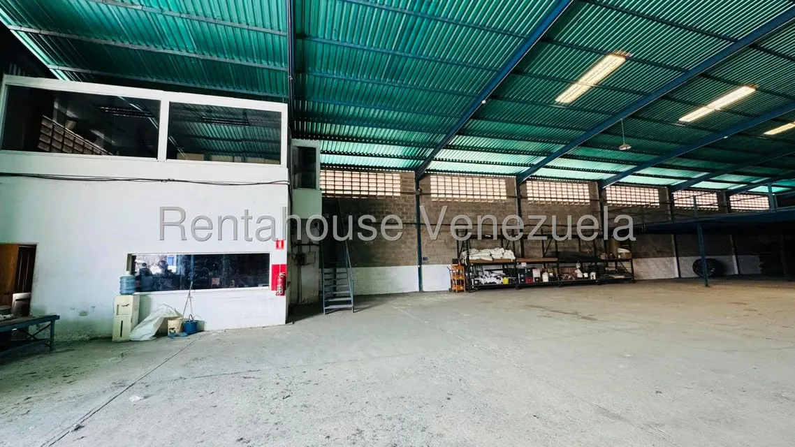 Local Comercial en Alquiler en Zona Industrial San Vicente, Aragua - 4