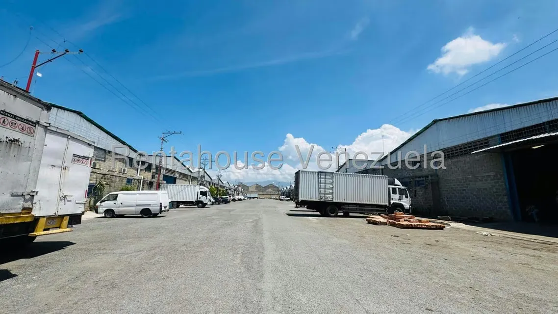 Local Comercial en Alquiler en Zona Industrial San Vicente, Aragua - 35