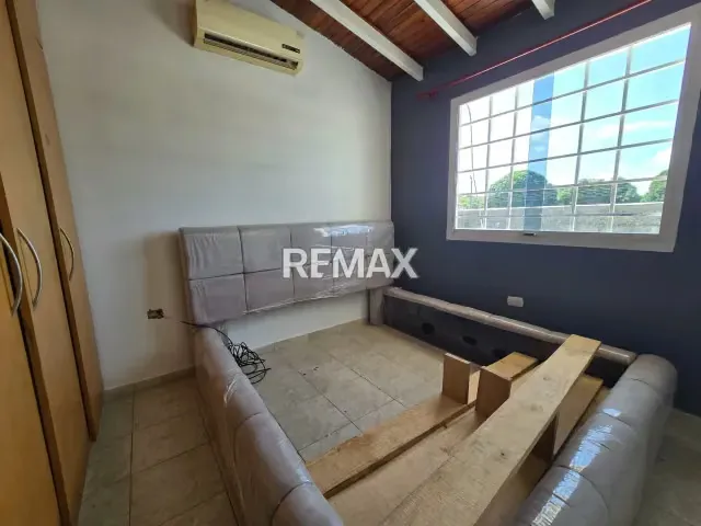 Casa semiamoblada en alquiler - 9