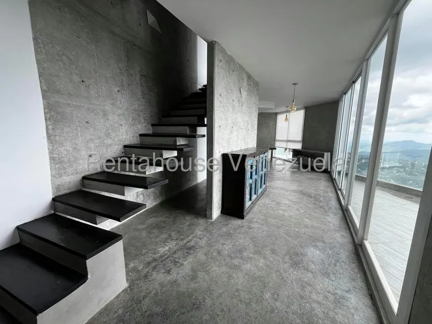 Apartamento (Multiples Niveles) en Alquiler en Oripoto, Distrito Metropolitano - 11