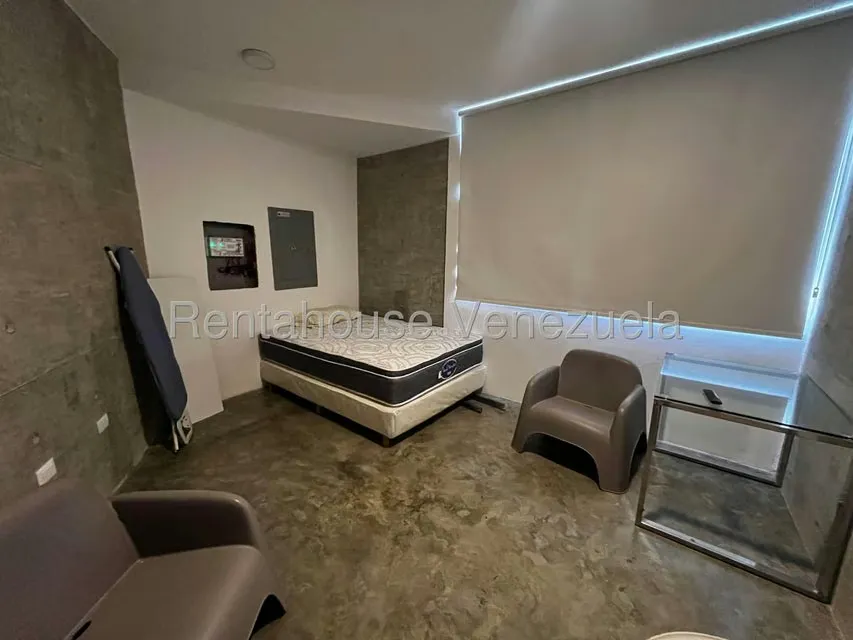 Apartamento (Multiples Niveles) en Alquiler en Oripoto, Distrito Metropolitano - 16