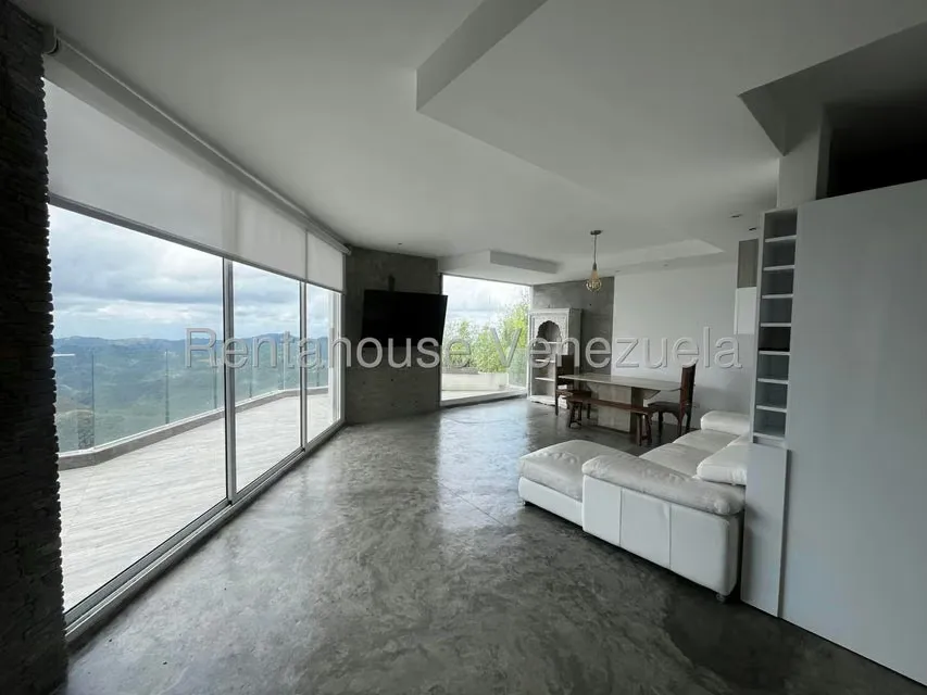 Apartamento (Multiples Niveles) en Alquiler en Oripoto, Distrito Metropolitano - 2