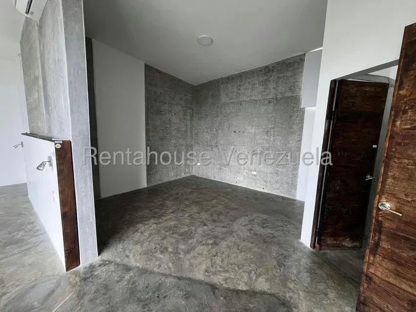 Apartamento (Multiples Niveles) en Alquiler en Oripoto, Distrito Metropolitano - 25