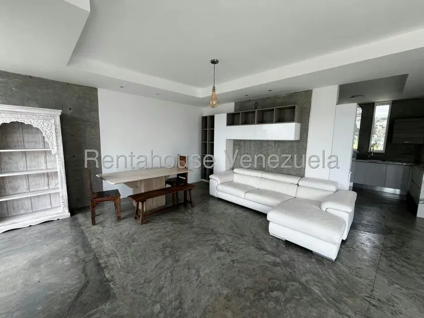 Apartamento (Multiples Niveles) en Alquiler en Oripoto, Distrito Metropolitano - 4