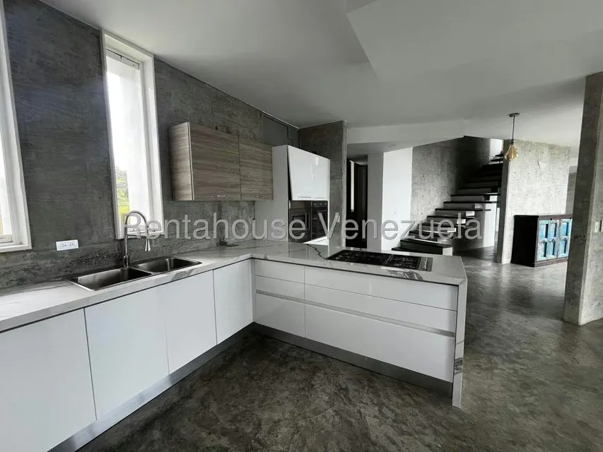 Apartamento (Multiples Niveles) en Alquiler en Oripoto, Distrito Metropolitano - 7