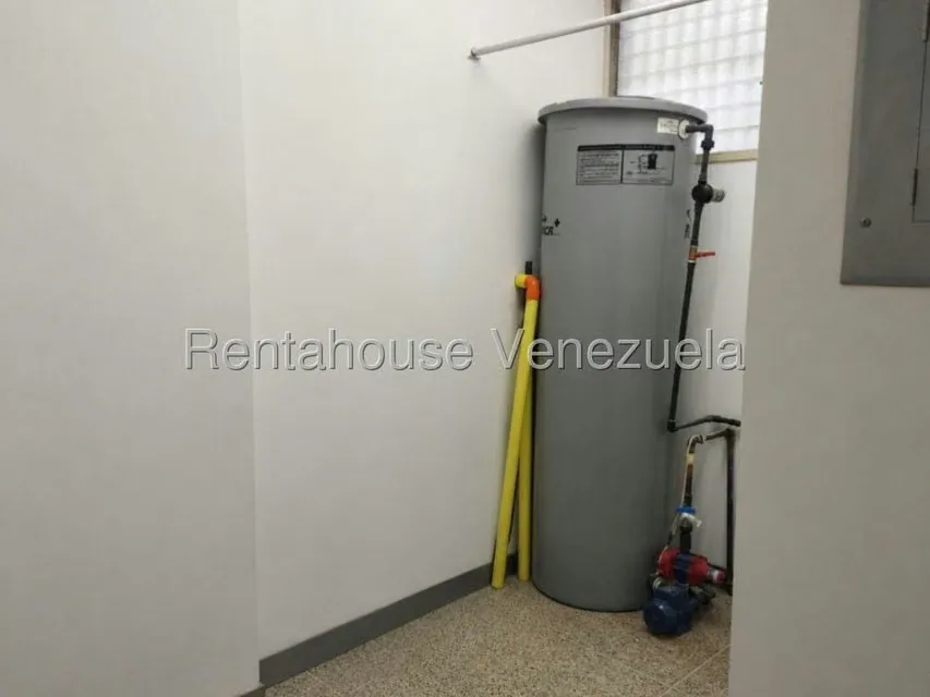 Local Comercial en Alquiler en La Tahona, Distrito Metropolitano - 15