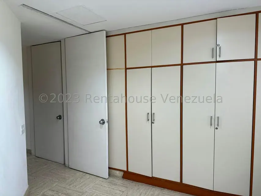 Oficina en Alquiler en Chuao, Distrito Metropolitano - 16