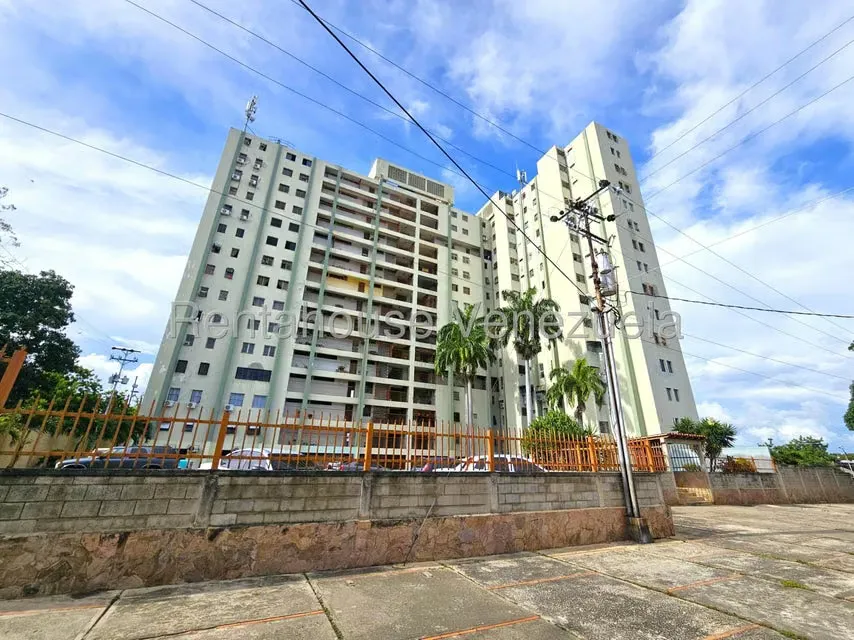 Apartamento (1 Nivel) en Alquiler en Zona Oeste, Lara