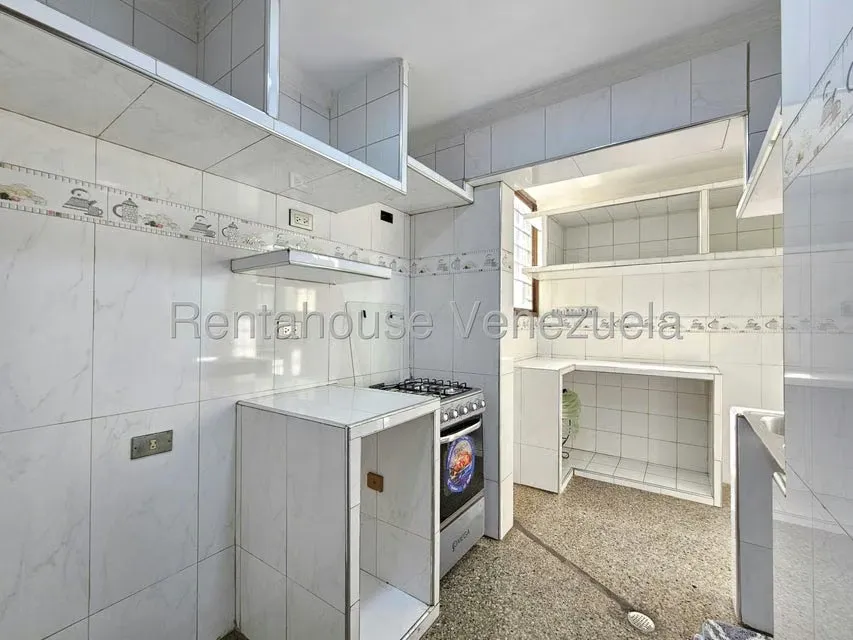 Apartamento (1 Nivel) en Alquiler en Zona Oeste, Lara - 13