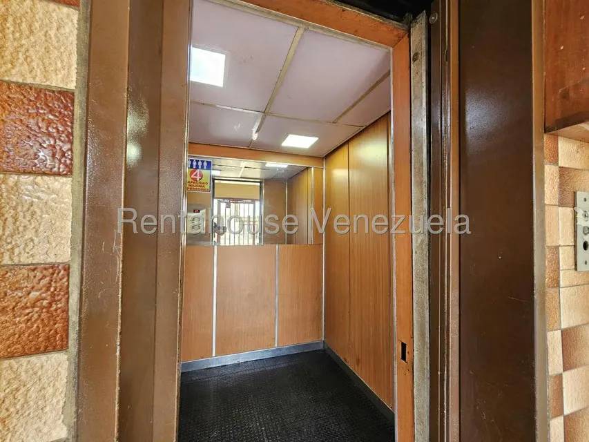 Apartamento (1 Nivel) en Alquiler en Zona Oeste, Lara - 29