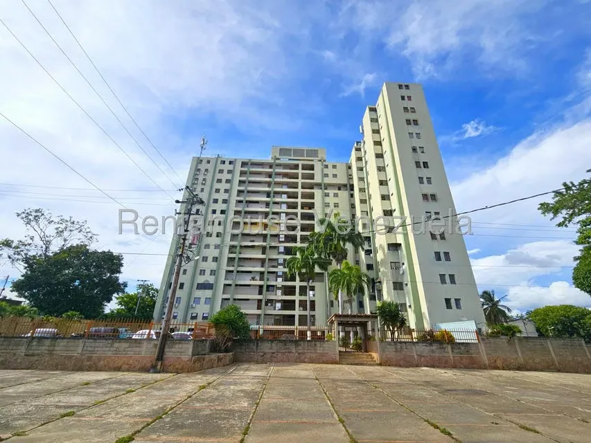 Apartamento (1 Nivel) en Alquiler en Zona Oeste, Lara - 31