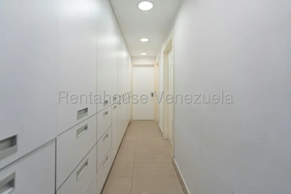 Casa (Multipes Niveles) en Venta en Alto Hatillo, Distrito Metropolitano - 34