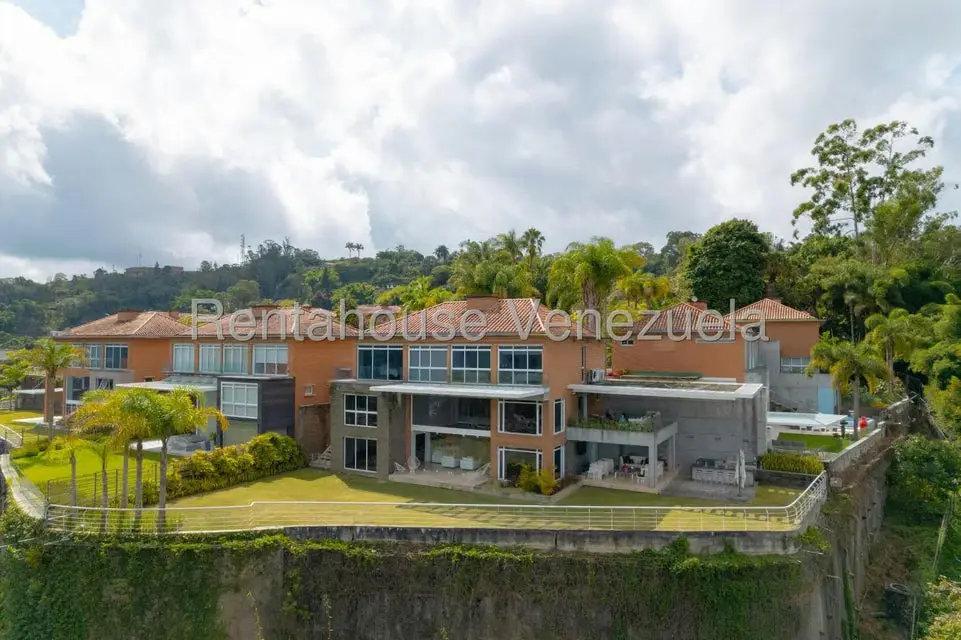 Casa (Multipes Niveles) en Venta en Alto Hatillo, Distrito Metropolitano - 40